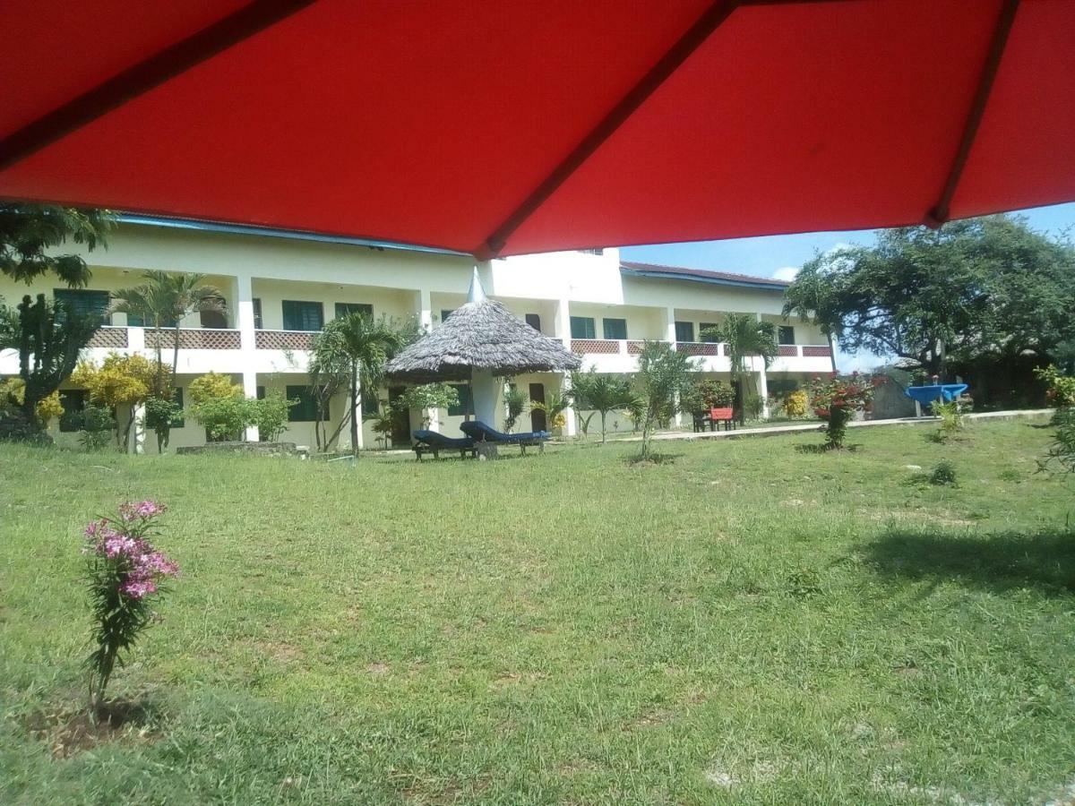 Ashari Hotel Shanzu Buitenkant foto